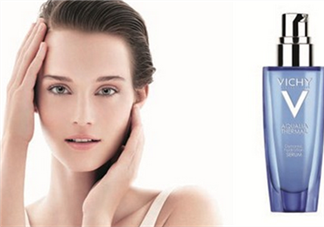 薇姿的護(hù)膚品好用嗎？美容院的護(hù)膚品好還是專柜的好？