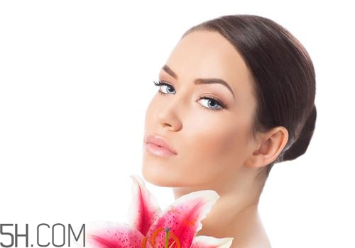 月經(jīng)初潮可以跑步嗎？月經(jīng)初潮的注意事項(xiàng)有哪些？