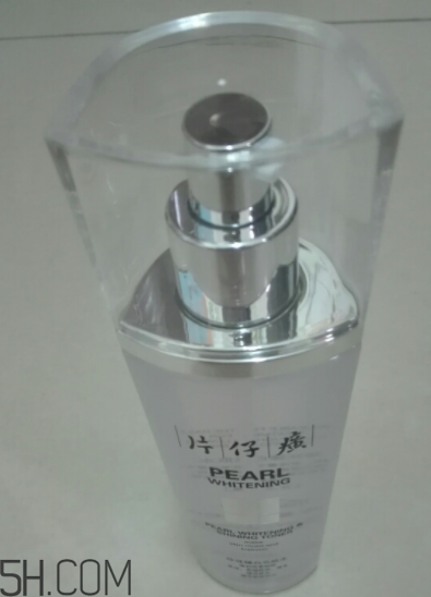 片仔癀珍珠亮膚水適合油皮嗎？適合夏季嗎？