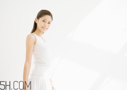 情緒不穩(wěn)會影響月經(jīng)嗎？影響月經(jīng)的因素有哪些？