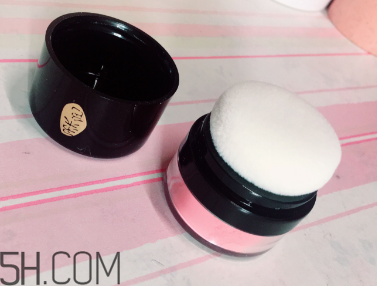 ilisya柔色腮紅好用嗎？ilisya柔色腮紅使用心得