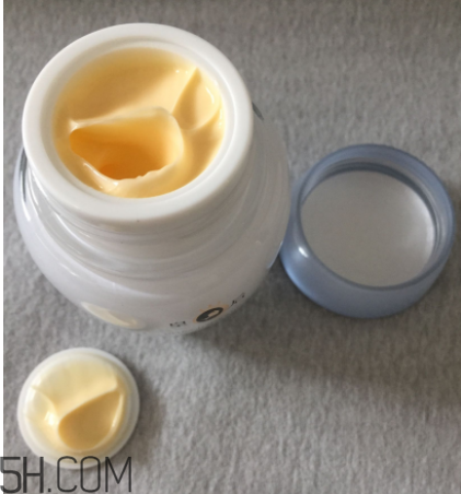 片仔癀珍珠膏(臻潤級)適合油皮嗎？過敏嗎？