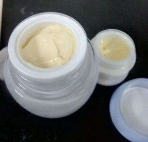 片仔癀珍珠膏夏天能用嗎？會(huì)不會(huì)很油？