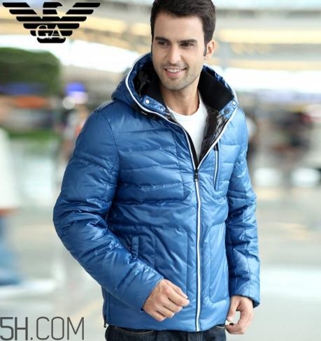 阿瑪尼羽絨服怎么樣？阿瑪尼羽絨服偏小嗎？