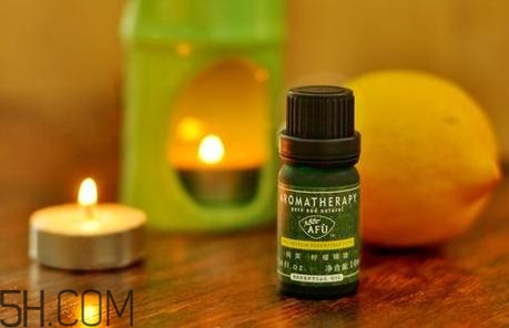 檸檬精油的功效有哪些？檸檬精油有什么功效？