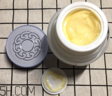 片仔癀珍珠膏為什么會(huì)過(guò)敏？成分分析