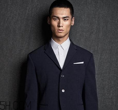 阿瑪尼衣服貴嗎？阿瑪尼衣服多少錢一件？