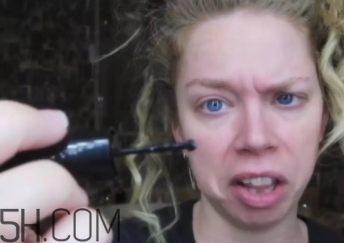 嬌蘭滾輪眼線筆怎么用？嬌蘭滾輪眼線筆怎么樣