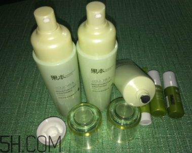 詩婷露雅荷荷巴系列有刺激嗎？適合敏感肌嗎？