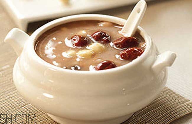 常見的豐胸湯有哪些？女人豐胸湯有哪些？