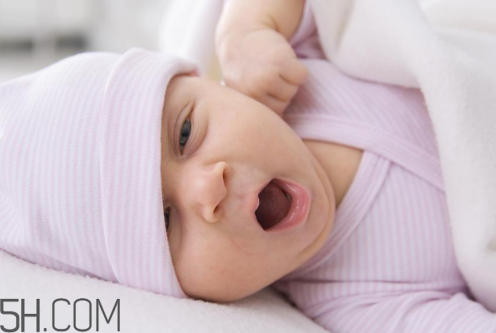 斷奶應該是怎樣的一個過程？斷奶的過程中要注意哪些問題？