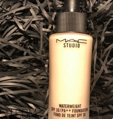 mac魅可和玫珂菲哪個好？mac魅可和make up for eve對比