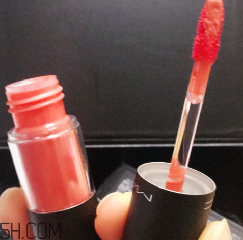 mac魅可和美寶蓮哪個(gè)好？魅可和美寶蓮對(duì)比