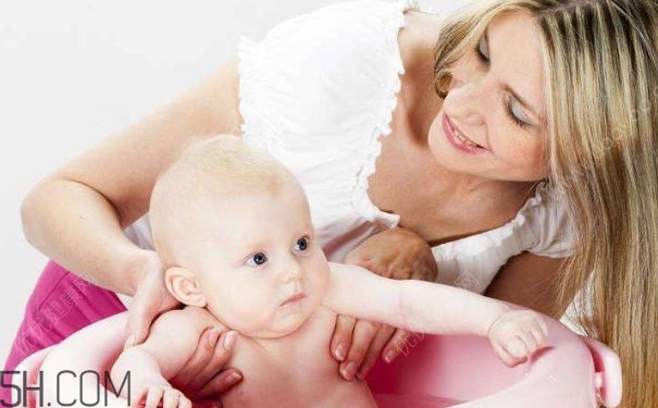 寶寶的貼身衣服要怎樣挑選？怎樣清洗寶寶的貼身衣服？