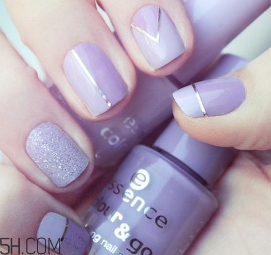 冬天涂什么指甲油好看？手黑涂什么指甲油好看？