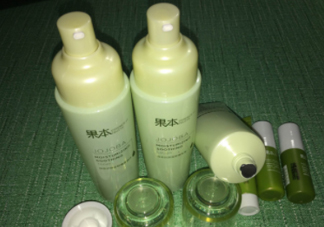 詩婷露雅荷荷巴系列有刺激嗎？適合敏感肌嗎？