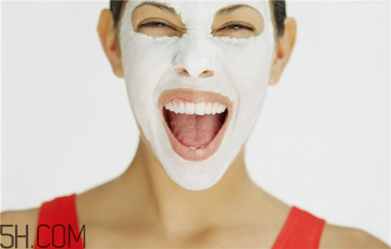 清潔面膜會(huì)使毛孔變大嗎？最受歡迎的清潔面膜排行榜