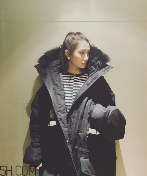 oversize羽絨服適合什么人穿？羽絨服的優(yōu)缺點(diǎn)