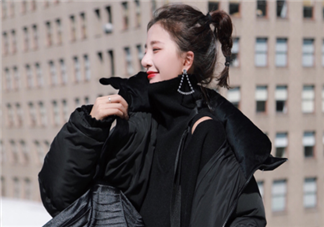 羽絨服怎么穿不顯胖？冬季好看的女裝羽絨服時(shí)尚搭配