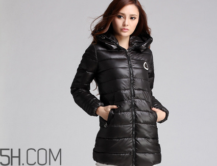 女裝羽絨服怎么挑選？羽絨服的清洗技巧