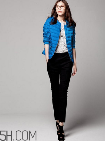 女裝羽絨服怎么保養(yǎng)？輕薄羽絨服怎么搭配？