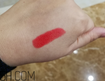 羽西蟲草口紅滋潤嗎？哪個色號適合秋冬？