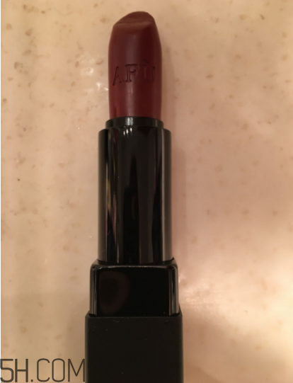 阿芙精油之吻唇膏什么香味？好聞嗎？