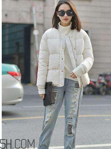 羽絨服搭配什么褲子好看？羽絨服搭配推薦