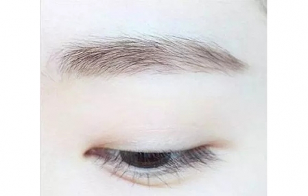 裸妝眼妝的畫(huà)法步驟圖片 偽素顏裸眼妝教程 裸妝眼妝的畫(huà)法步驟圖片 偽素顏裸眼妝教程