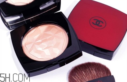 香奈兒獅子高光多少錢？香奈兒浮雕獅子高光色號(hào)試色