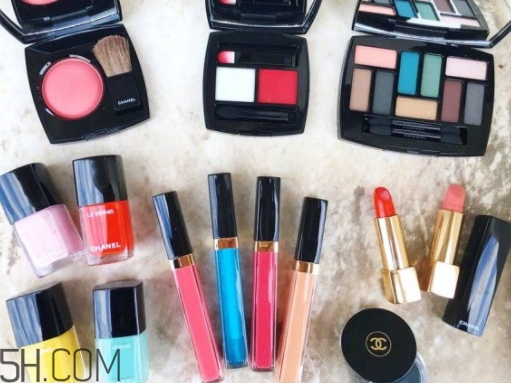 香奈兒獅子高光多少錢？香奈兒浮雕獅子高光色號(hào)試色