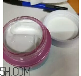 植美村素顏霜好用嗎？含有害成分嗎？