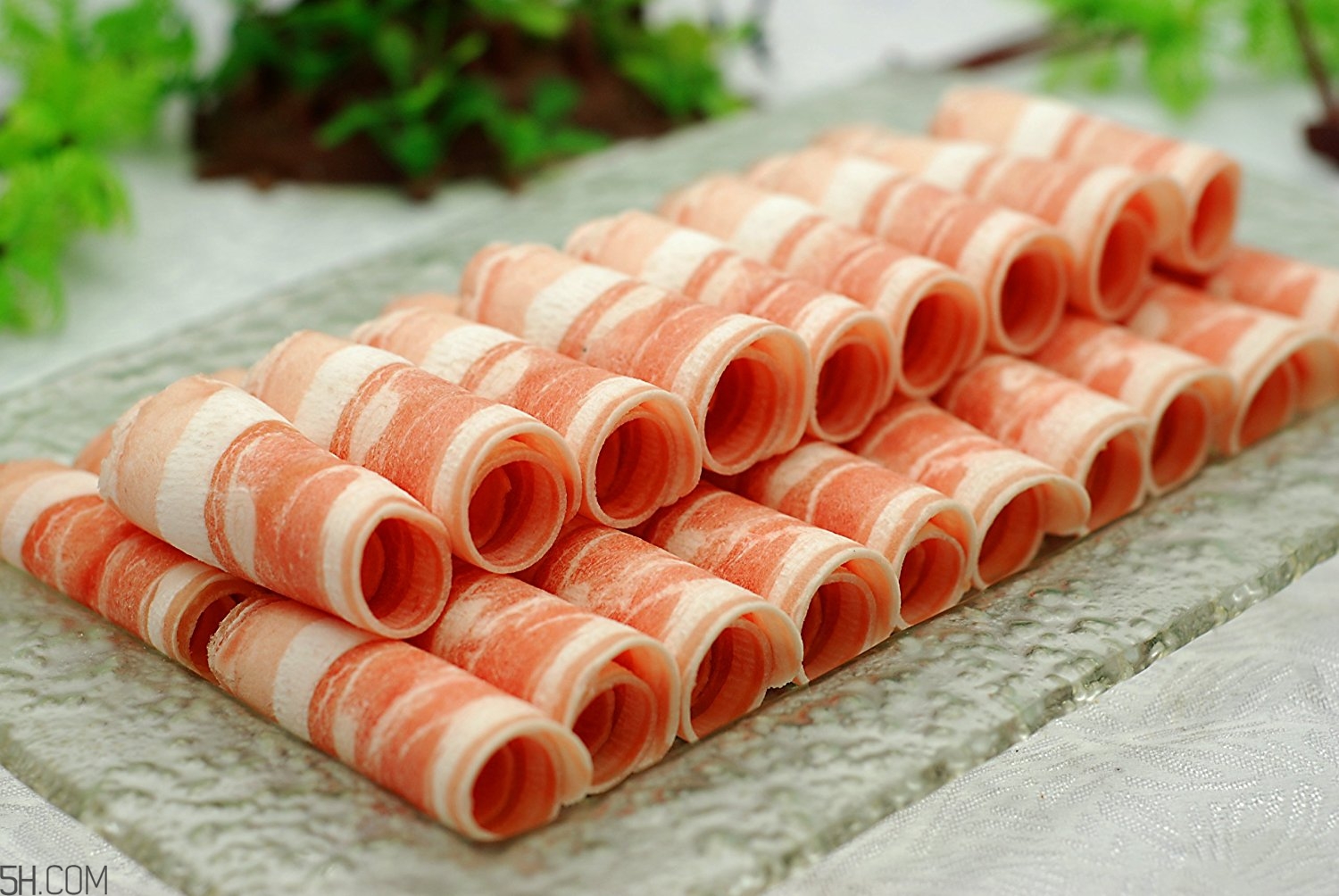 羊肉和香蕉可以一起吃嗎？吃了羊肉可以吃香蕉嗎？