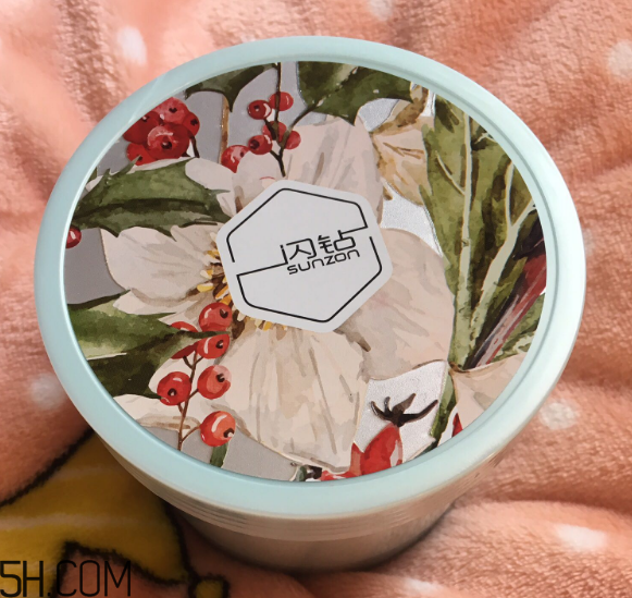 閃鉆植物燙染修復發(fā)膜好用嗎？閃鉆植物燙染修復發(fā)膜使用心得