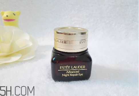 不同年齡用什么眼霜好？眼霜適合什么年齡人用？