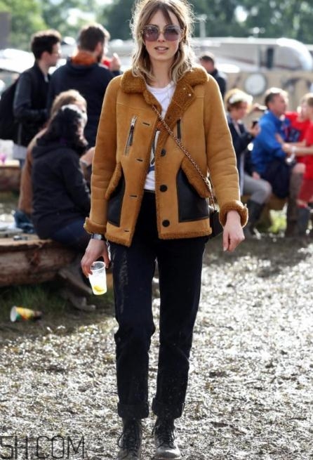 皮毛一體什么顏色好看？皮毛一體外套搭配圖