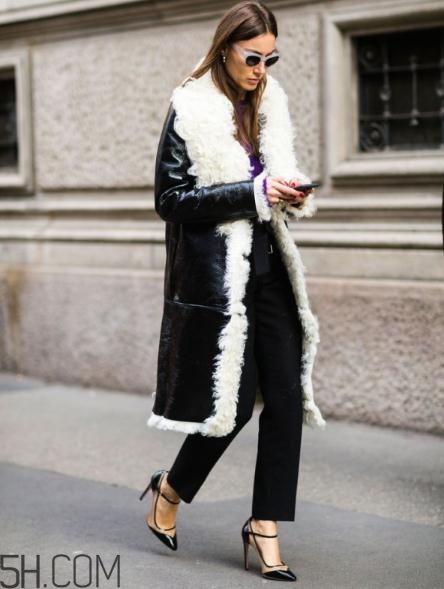 皮毛一體什么顏色好看？皮毛一體外套搭配圖