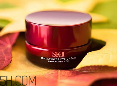 適合18歲用的眼霜有哪些？skii眼霜適合什么年齡？