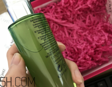 蘭蔻水光瓶適合什么年齡使用？蘭蔻水光瓶適合輕齡肌嗎？