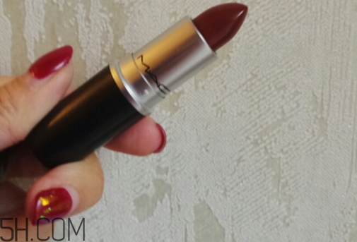 mac魅可和3ce哪個(gè)好？mac魅可和3ce口紅哪個(gè)好？