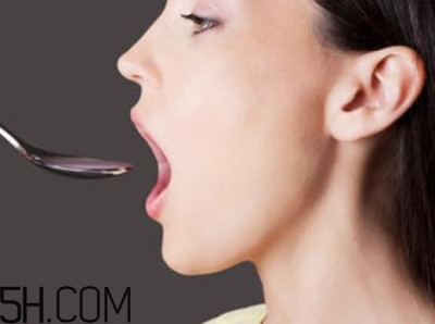 咽喉炎能吃什么水果？咽喉炎的癥狀有哪些？