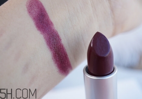 mac口紅和nars口紅哪個好？mac和nars哪個好？