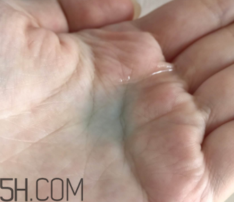 蘭蔻藍(lán)水與粉水、美膚修護(hù)美容液有什么區(qū)別？哪個(gè)好用？