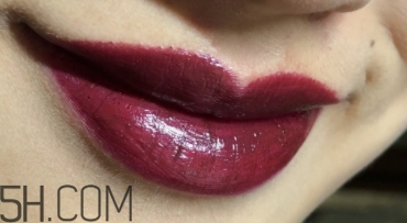 mac口紅和阿瑪尼口紅哪個好？mac魅可和阿瑪尼哪個好？