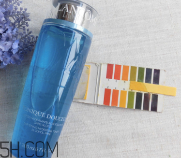 蘭蔻藍(lán)水與粉水、美膚修護(hù)美容液有什么區(qū)別？哪個(gè)好用？