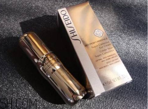 資生堂小鋼炮眼霜好用嗎？資生堂小鋼炮眼霜怎么樣？