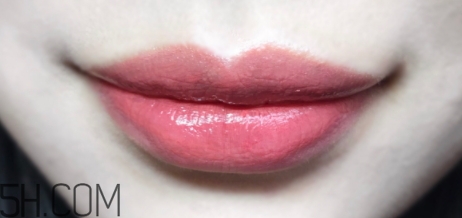 mac唇釉怎么涂？mac棒棒糖唇釉怎么涂均勻