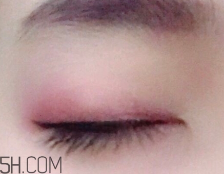 mac魅可人魚姬眼影日常嗎？mac魅可人魚姬眼影是什么顏色