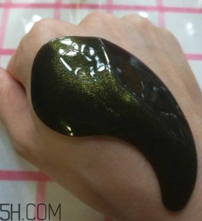 芳丹薄羅黃金貴婦眼膜適合年齡_適合膚質(zhì) 芳丹薄羅黃金貴婦眼膜適合年齡_適合膚質(zhì)