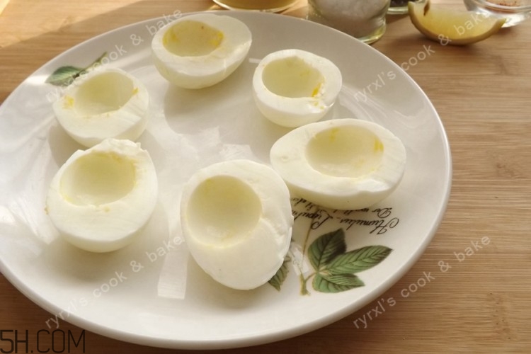 牛油果和雞蛋能一起吃嗎？牛油果和雞蛋的做法有哪些？